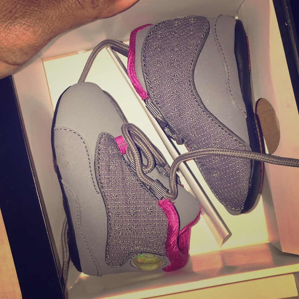 Baby girl retro 13s